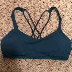 lululemon Free to Be bra size 6